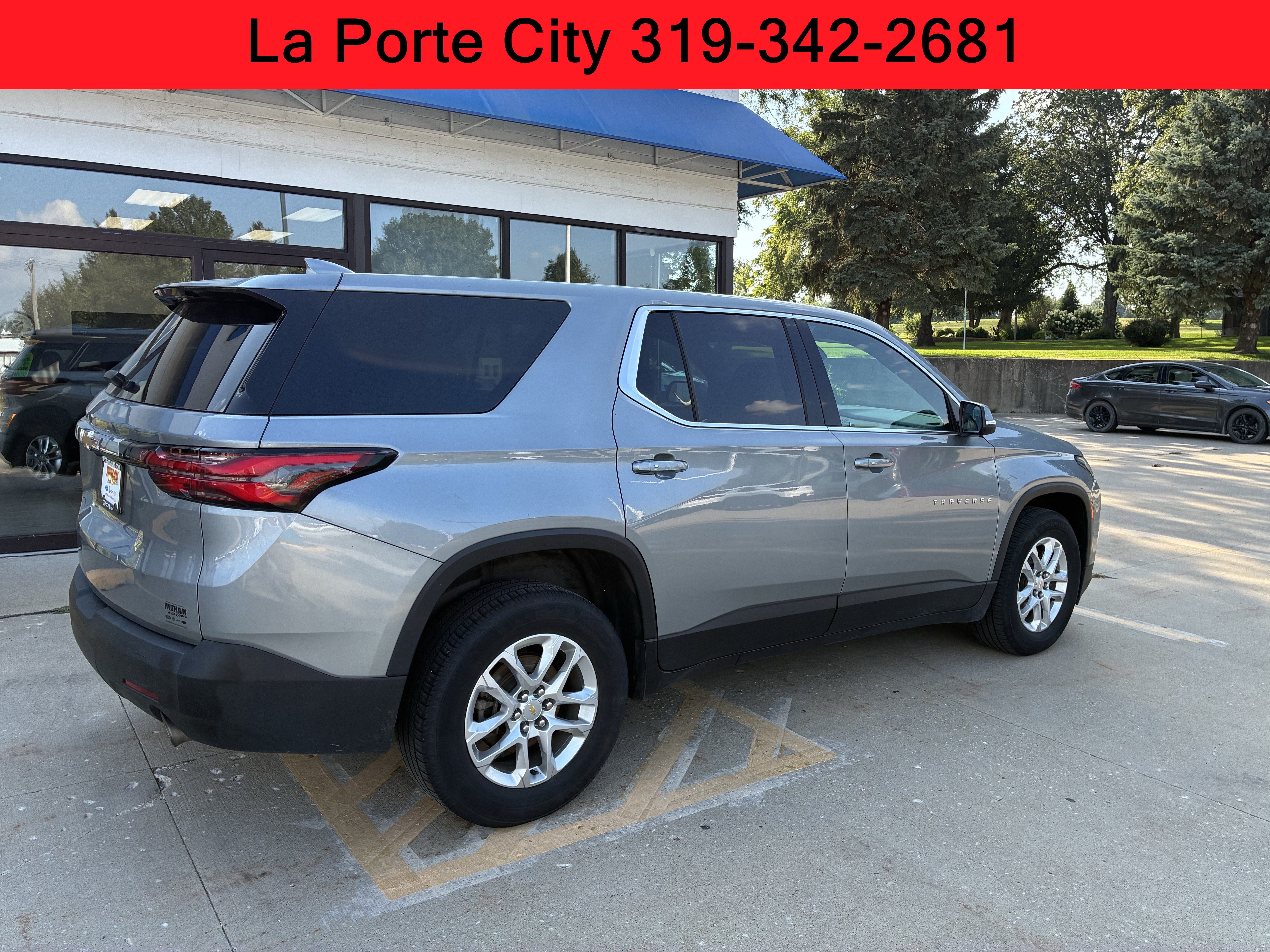 2023 Chevrolet Traverse LS