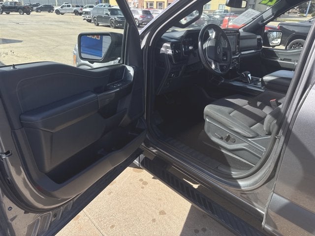 2022 Ford F-150 Base