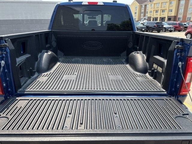 2022 Ford F-150 Base