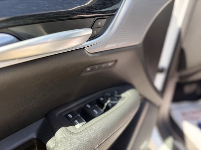 2023 Cadillac XT5 AWD Premium Luxury