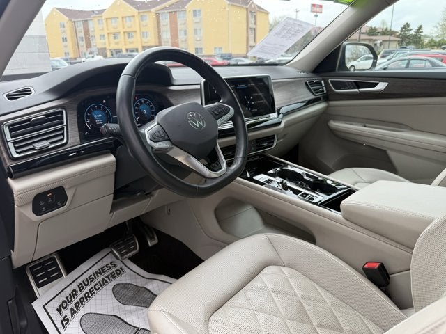 2024 Volkswagen Atlas 2.0T SEL Premium R-Line