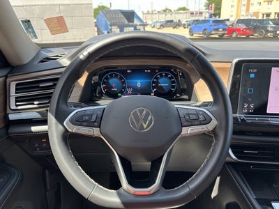 2024 Volkswagen Atlas 2.0T SE w/Technology
