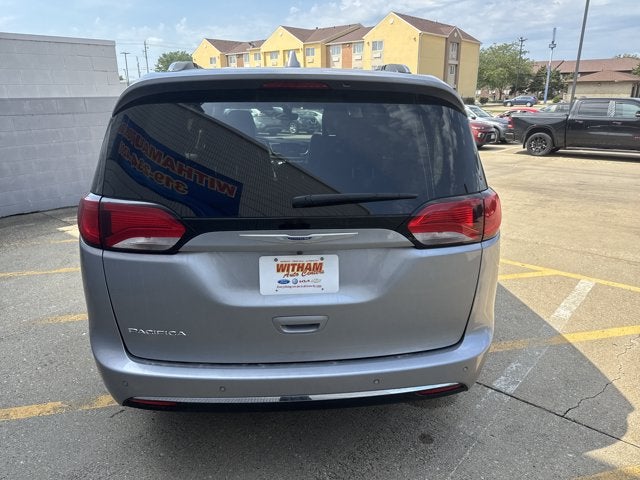 2020 Chrysler Pacifica Touring L Plus