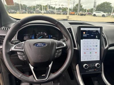 2023 Ford Edge Base