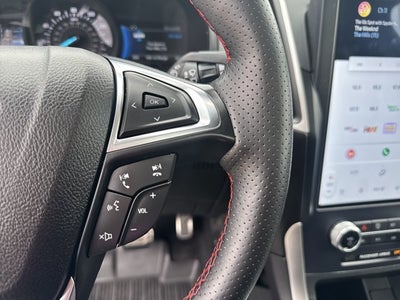 2023 Ford Edge Base
