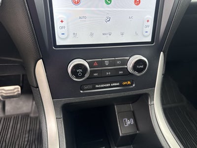 2023 Ford Edge Base