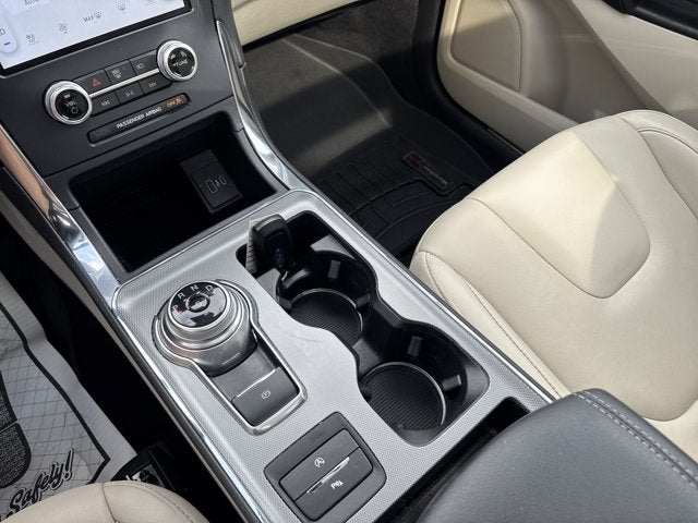 2021 Ford Edge Titanium