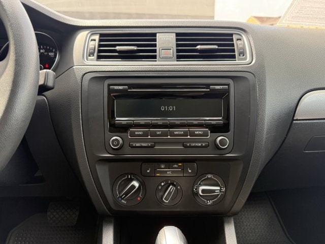 2015 Volkswagen Jetta Base