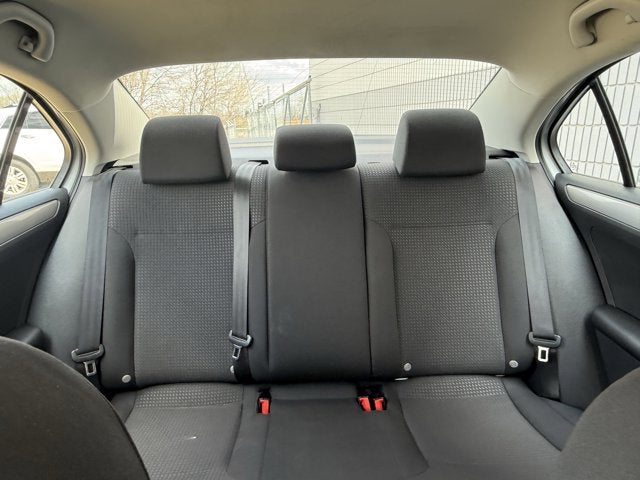 2015 Volkswagen Jetta Base