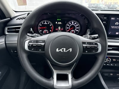 2022 Kia K5 LXS