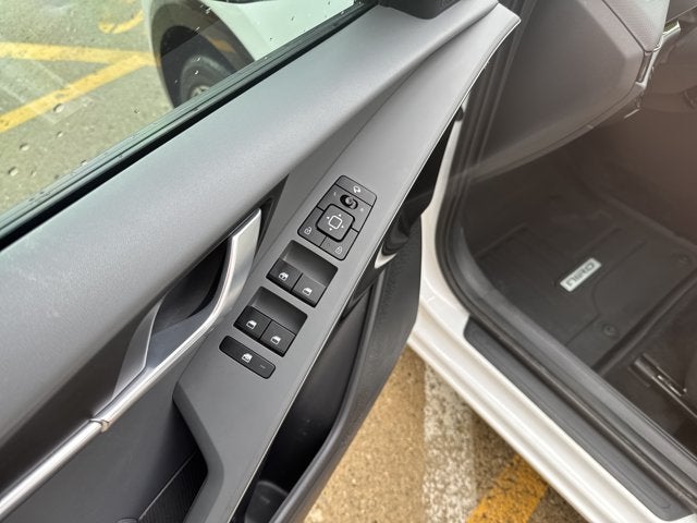 2024 Kia Niro EX Touring