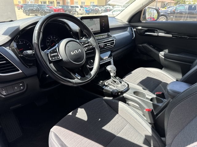 2023 Kia Seltos S