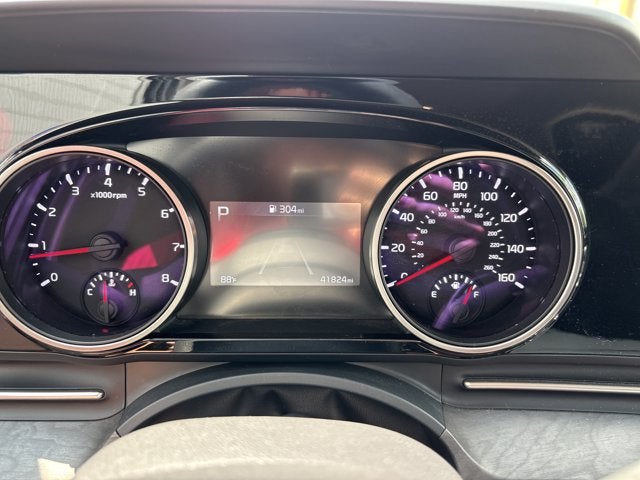 2024 Kia Carnival EX