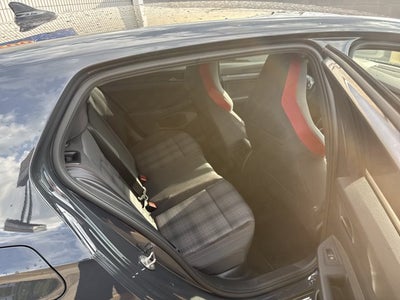 2023 Volkswagen Golf GTI 40th Anniversary Edition
