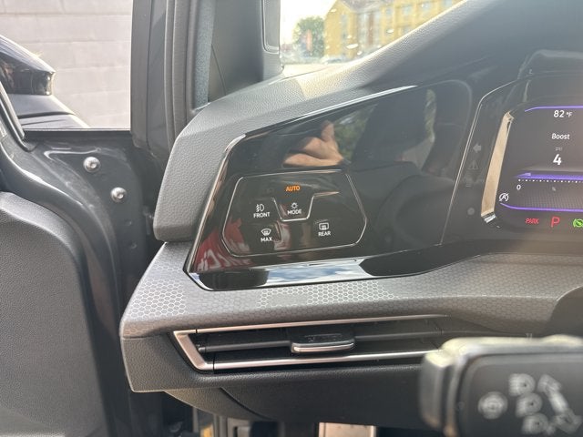 2023 Volkswagen Golf GTI 40th Anniversary Edition