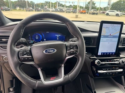 2023 Ford Explorer ST