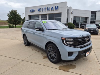 2025 Ford Expedition Platinum