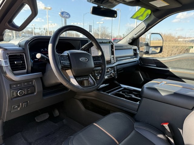 2024 Ford Super Duty F-350 SRW Platinum