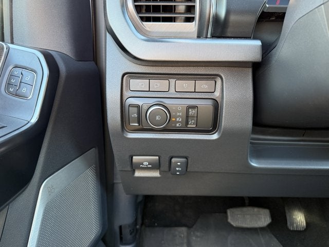 2024 Ford Super Duty F-350 SRW Platinum