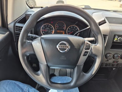 2014 Nissan Titan Base