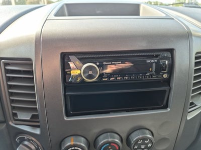 2014 Nissan Titan Base