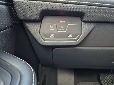 2024 Volkswagen Atlas Cross Sport 2.0T SEL