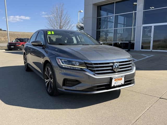 2021 Volkswagen Passat 2.0T SE
