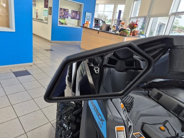 2021 CAN-AM 7UMC Base