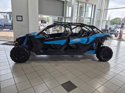 2021 CAN-AM 7UMC Base
