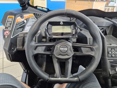 2021 CAN-AM 7UMC Base