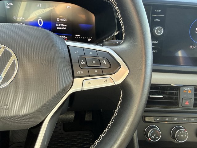 2022 Volkswagen Taos SE