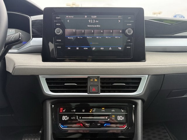 2025 Volkswagen Taos SE