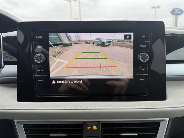 2025 Volkswagen Taos SE