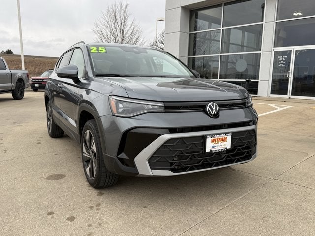 2025 Volkswagen Taos SE