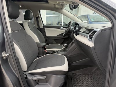 2025 Volkswagen Taos SE