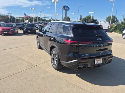 2023 INFINITI QX60 LUXE