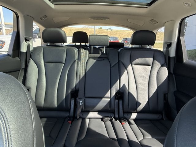 2024 Audi Q7 Premium Plus