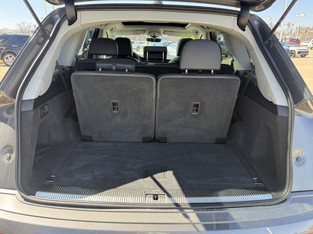 2024 Audi Q7 Premium Plus