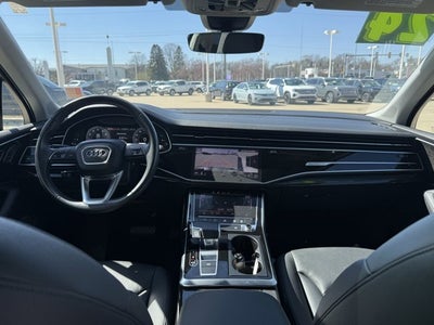 2024 Audi Q7 Premium Plus
