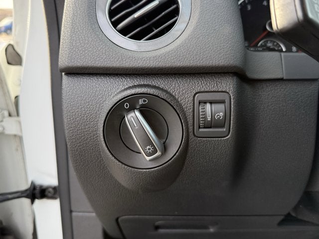 2017 Volkswagen TIGUAN Base