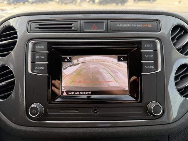 2017 Volkswagen TIGUAN Base