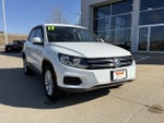 2017 Volkswagen TIGUAN Base