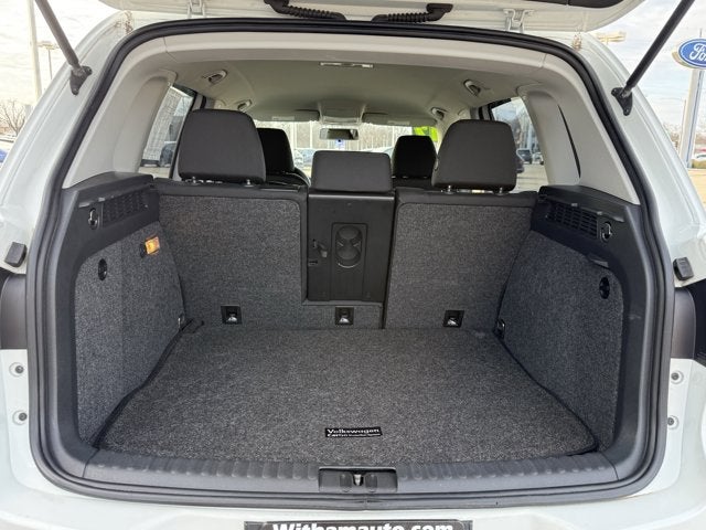 2017 Volkswagen TIGUAN Base