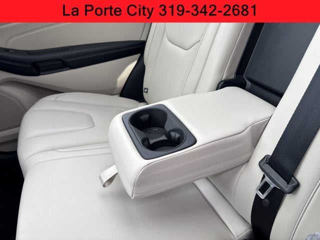 2021 Ford Edge Titanium